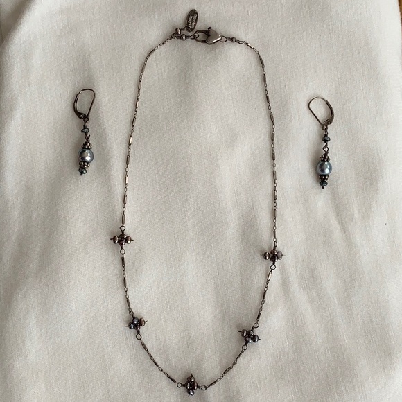 💕Sterling Silver and Pearl Lenni Navarro Necklace - Picture 2 of 7